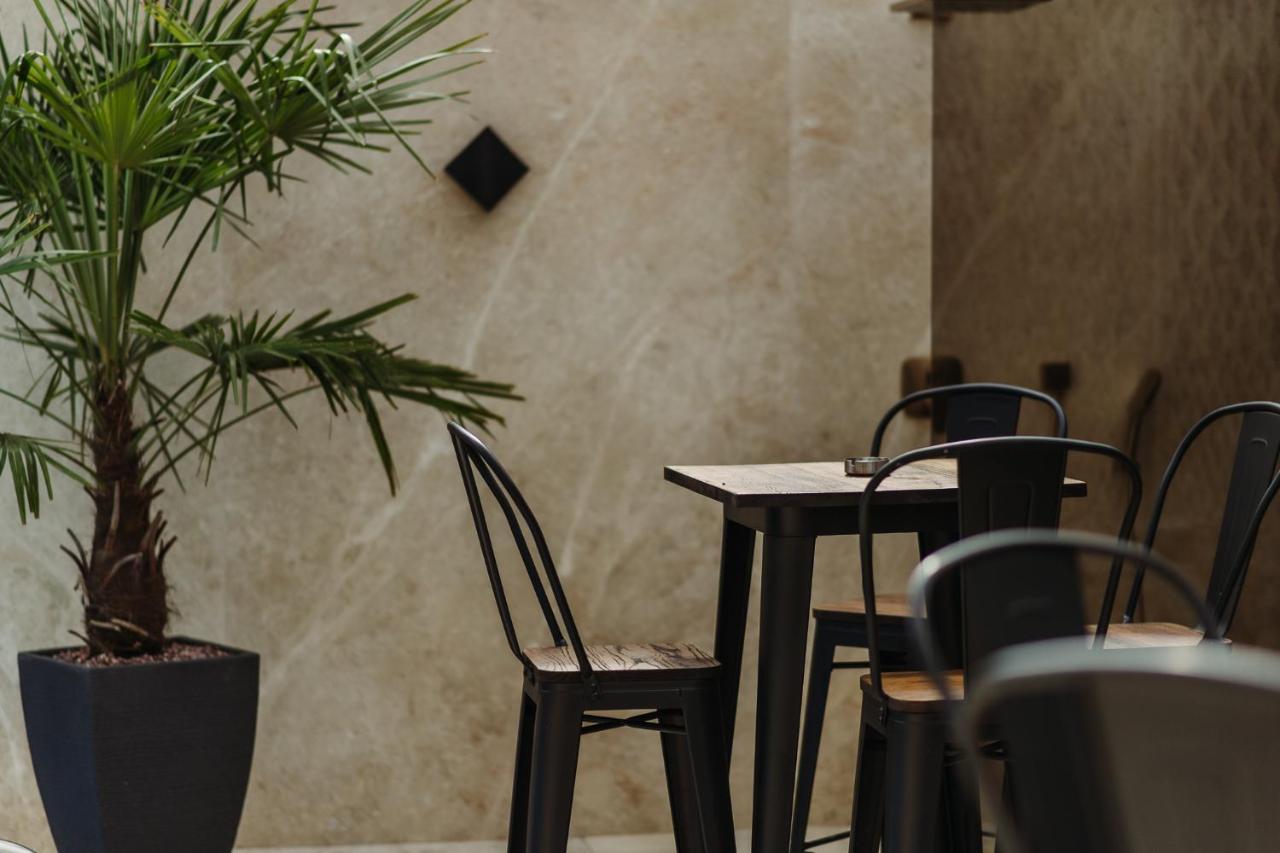 Boutique Damiani Hotel ซีบิว ภายนอก รูปภาพ